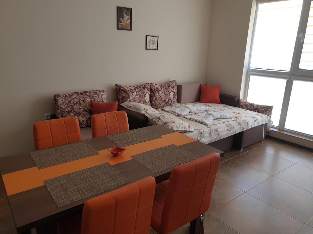 Апартаменти Кастро/Castro Apartments Carevo Kültér fotó