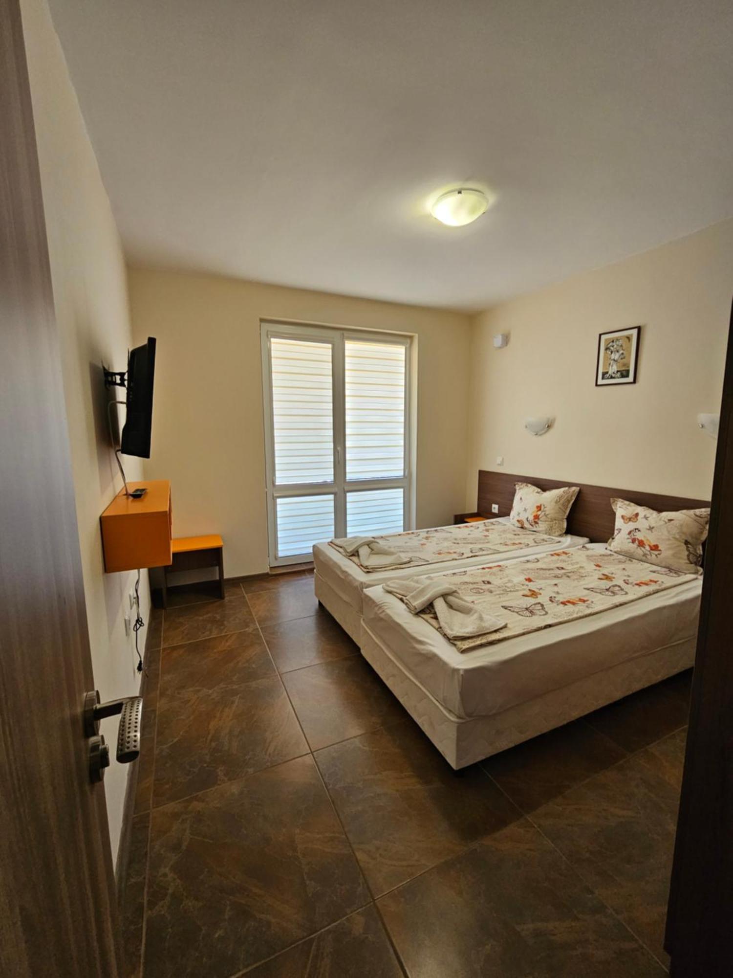 Апартаменти Кастро/Castro Apartments Carevo Kültér fotó