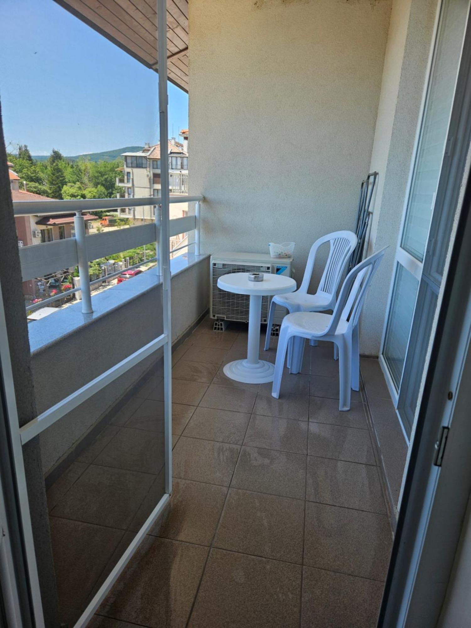 Апартаменти Кастро/Castro Apartments Carevo Kültér fotó