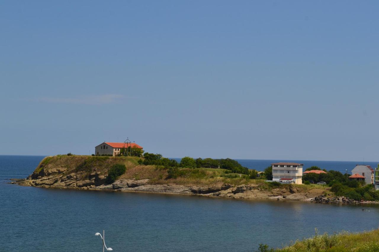 Апартаменти Кастро/Castro Apartments Carevo Kültér fotó