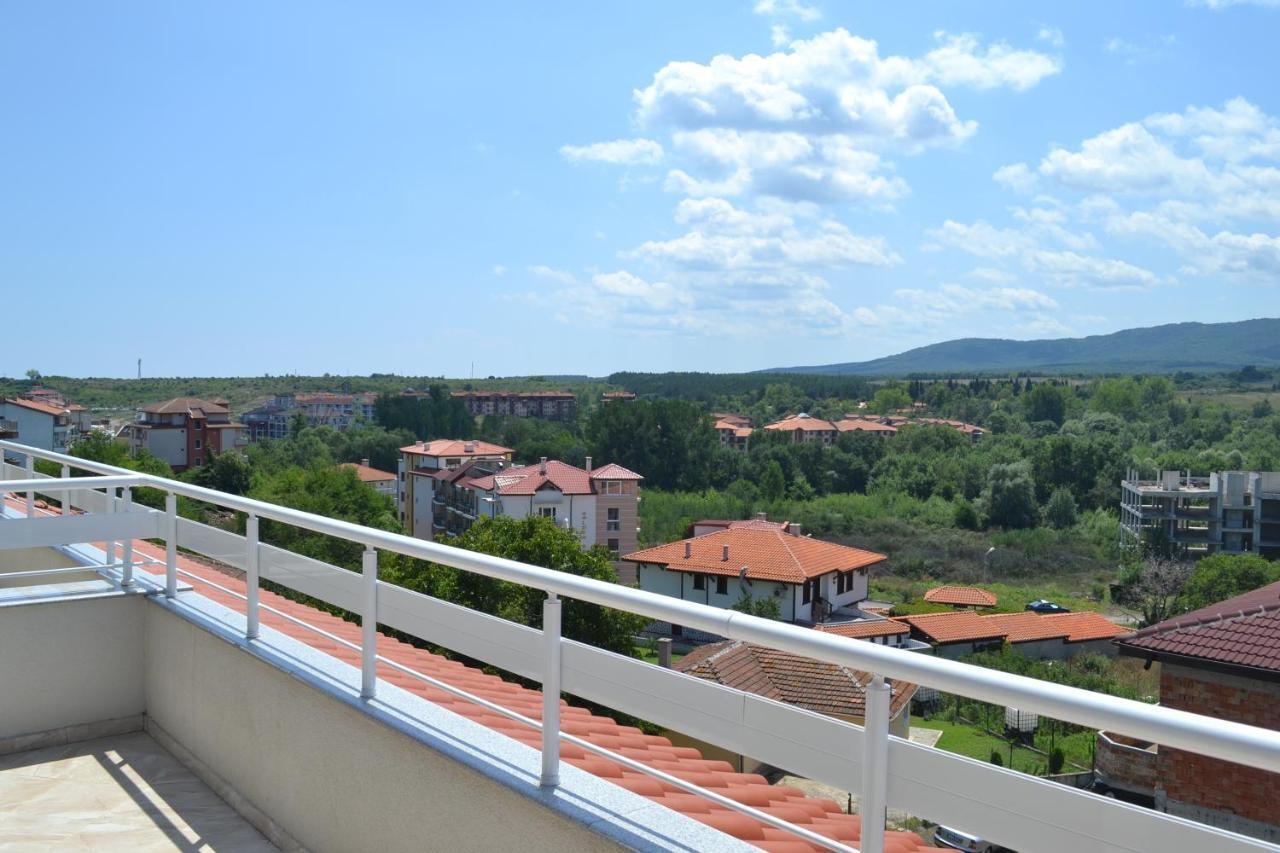 Апартаменти Кастро/Castro Apartments Carevo Kültér fotó