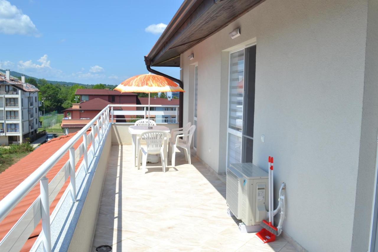 Апартаменти Кастро/Castro Apartments Carevo Kültér fotó